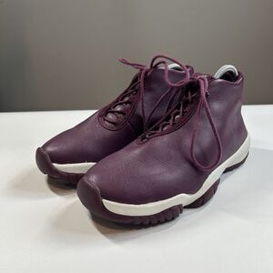 Nike Jordan Women’s 6 Air Retro Future Bordeaux Phantom Sneakers Shoe